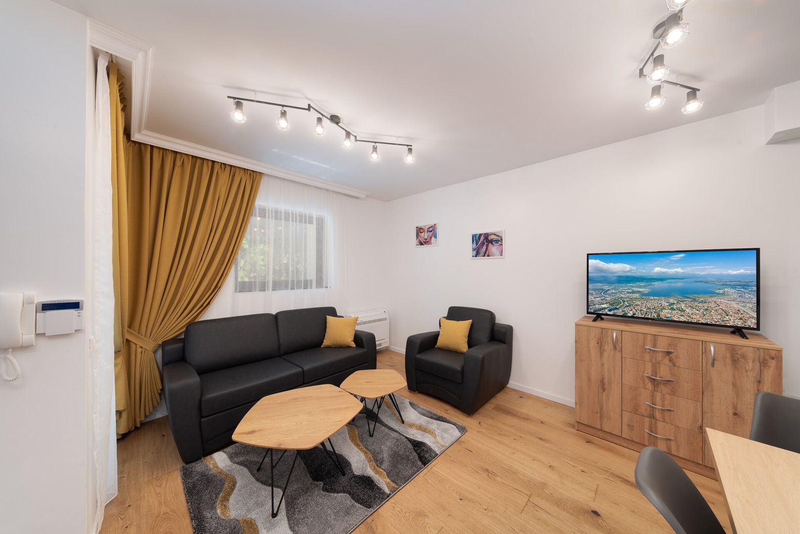 Varna Smart Home Apartment №1 7 Click And Rent Bulgaria