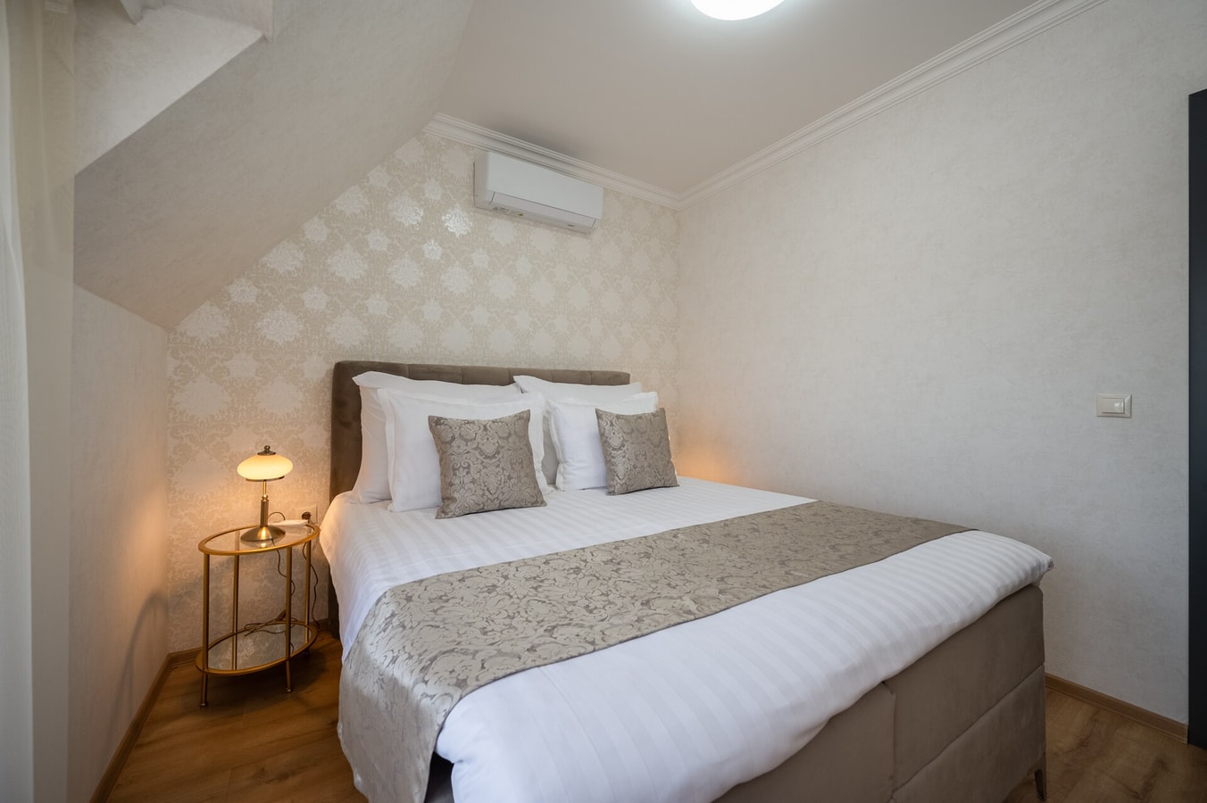 Prestige Central Apartment 10 6 Click And Rent Bulgaria