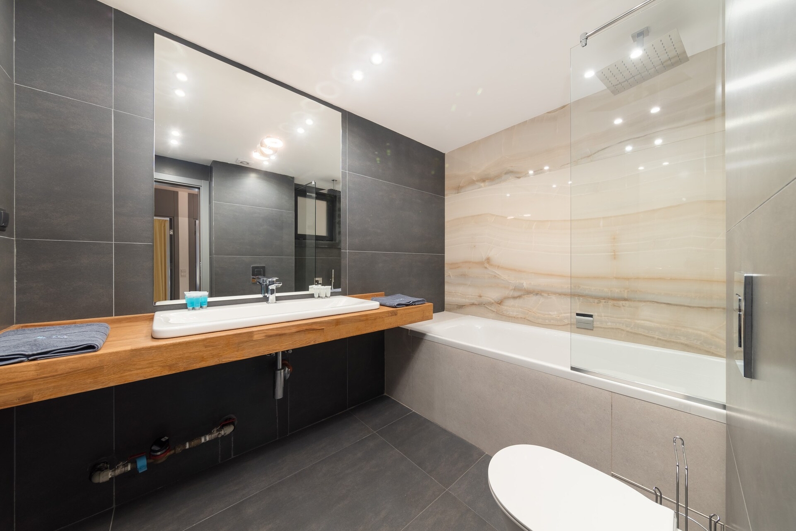 Varna Smart Home Apartment №1 3 Click And Rent Bulgaria