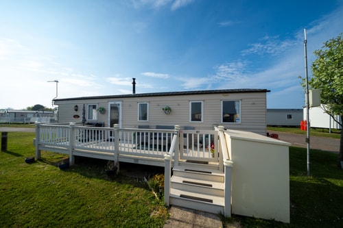 Scratby Beach Caravan | Sunny Deck, Dogs Welcome