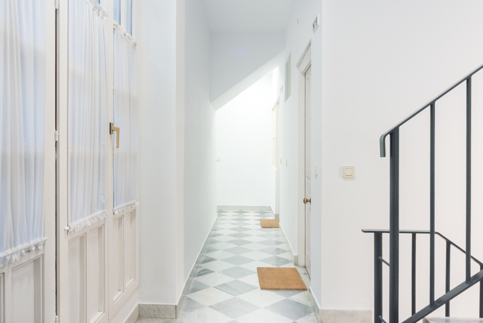 Moderno y espacioso apartamento junto a la calle Regina 26 Mi casa is your house
