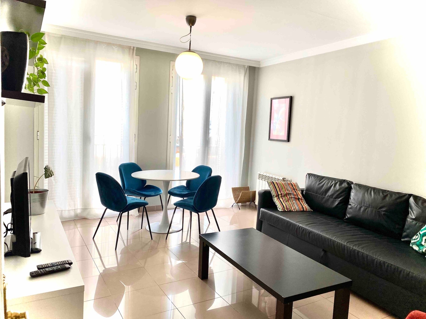 Spacious and close to Gran 5 Mi casa is your house