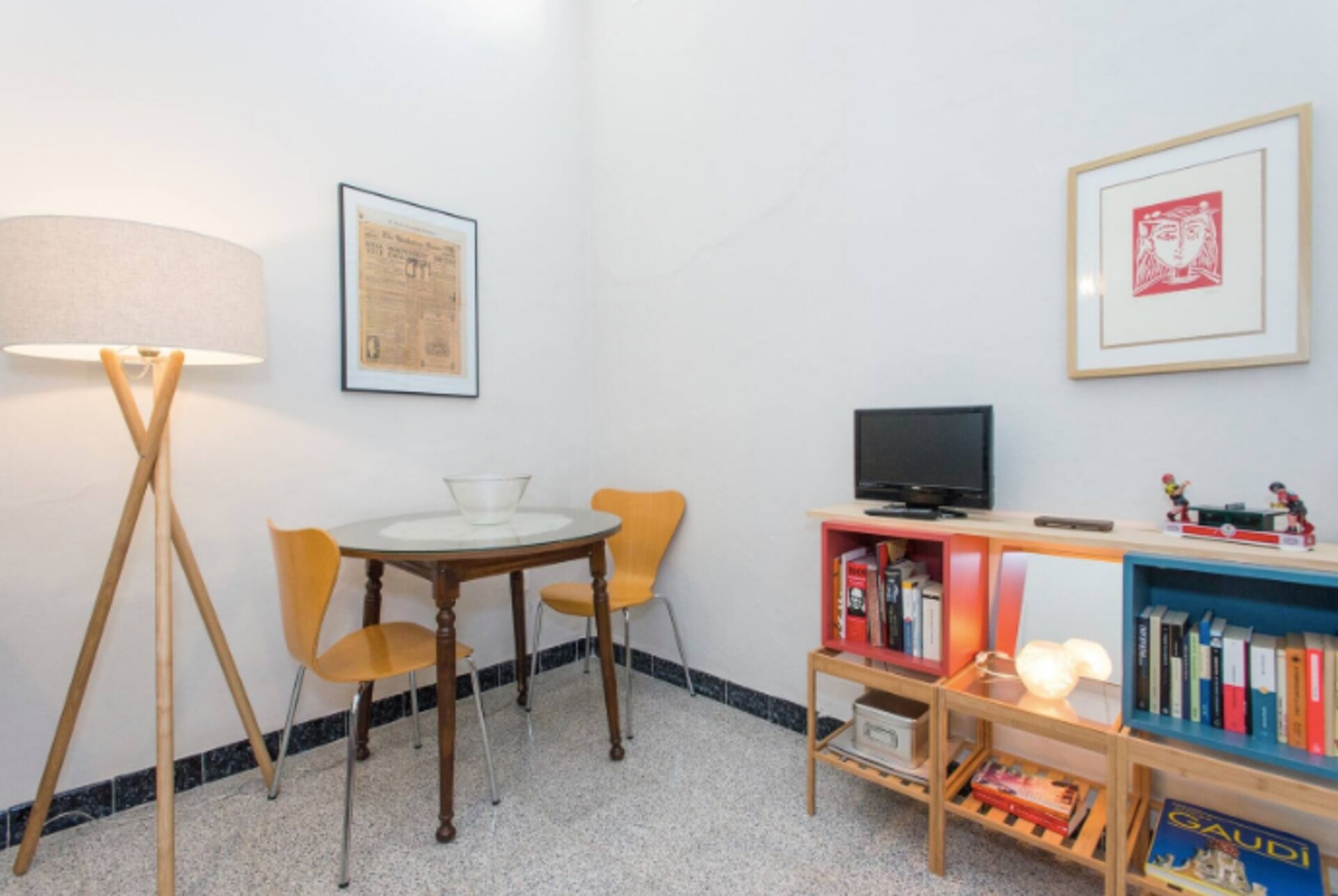 CASA PEPITA: vintage spirit in the old town 7 Mi casa is your house