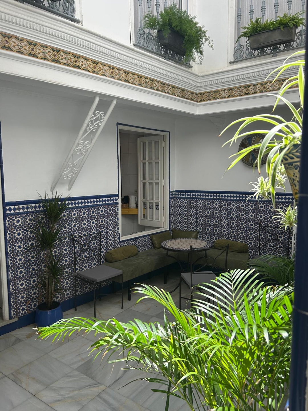Un patio en La Alameda 12 Mi casa is your house