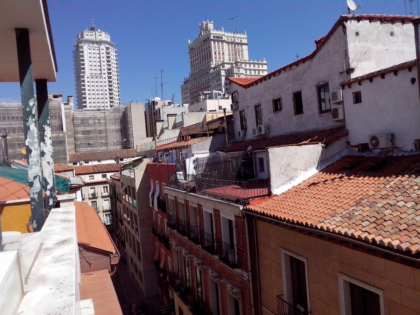 Duplex-terrace Plaza de España WIFI 8 Mi casa is your house