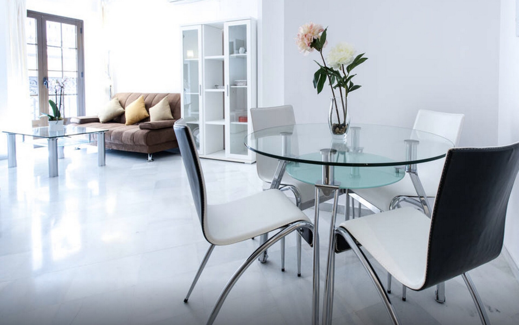 IN THE HEART OF THE CITY CENTER 3 Mi casa is your house