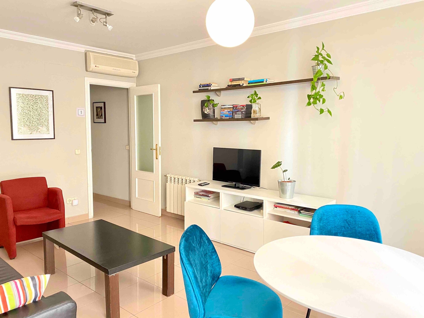 Spacious and close to Gran Mi casa is your house