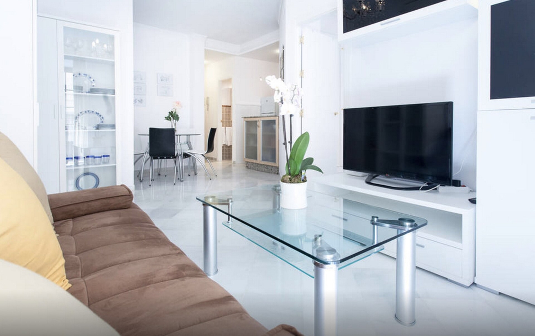 IN THE HEART OF THE CITY CENTER 2 Mi casa is your house