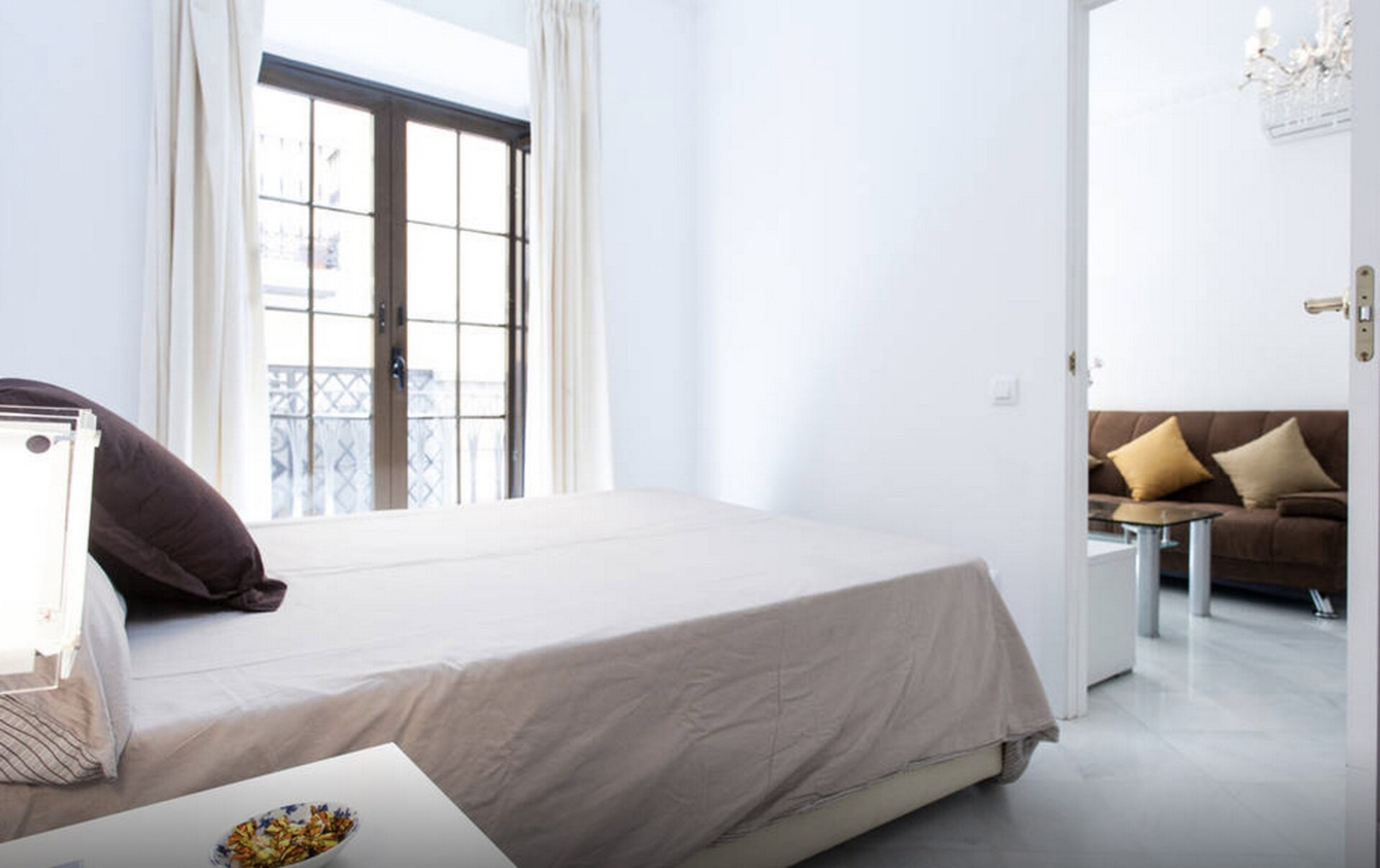 IN THE HEART OF THE CITY CENTER 6 Mi casa is your house