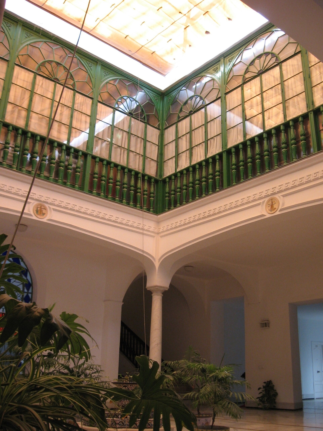 Charming WHITE LOFT: peaceful in the city old town 26 Mi casa is your house
