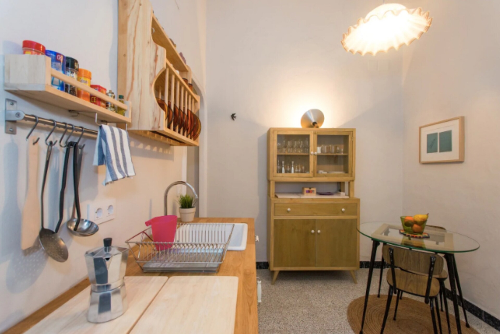 CASA PEPITA: vintage spirit in the old town 10 Mi casa is your house