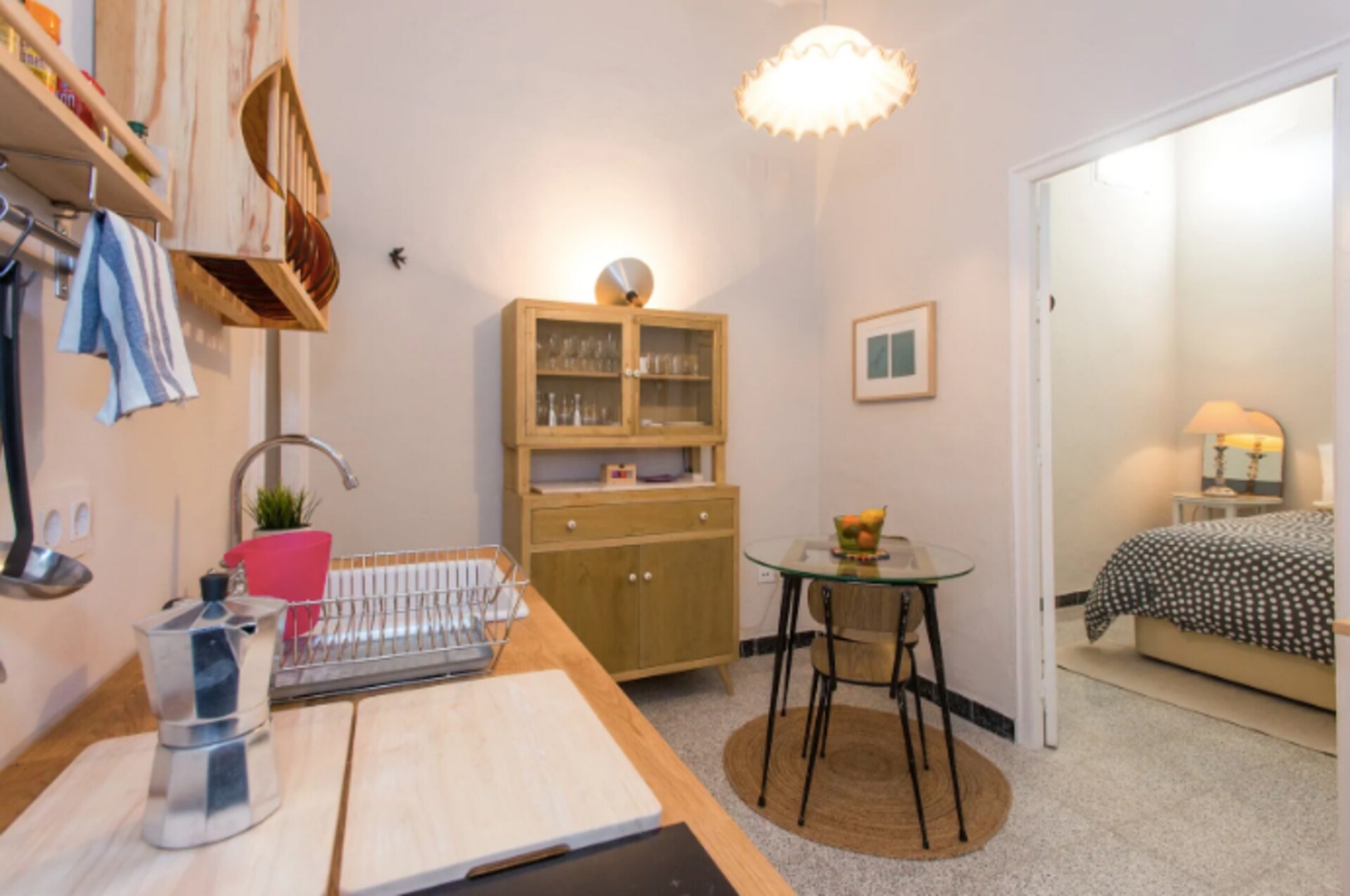 CASA PEPITA: vintage spirit in the old town 11 Mi casa is your house