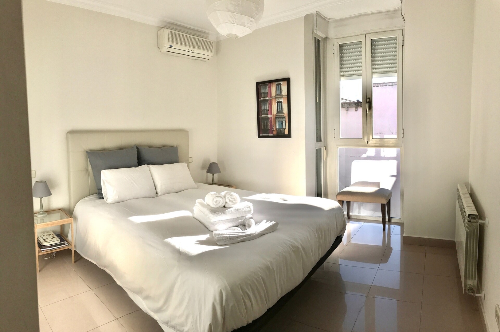Duplex-terrace close to Gran Vía 3 Mi casa is your house