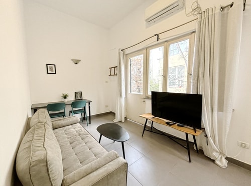 HaYarkon Seaside - 1 Bedroom + Balcony By Vacay