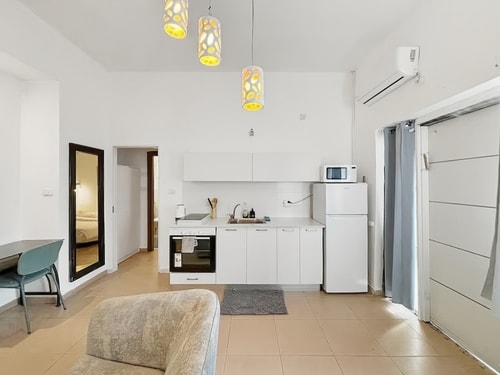 HaYarden Vibe - -1 Bedroom With Balcony - By Vacay