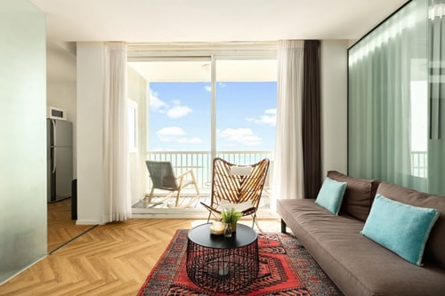 (Building Shelter)Luxury Sea View Hotel 4 Bedroom