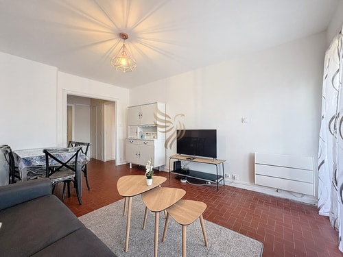 2-room, 4 guests, beach/port 5 min, Wi-Fi, parking 4 CapitalChic Conciergerie