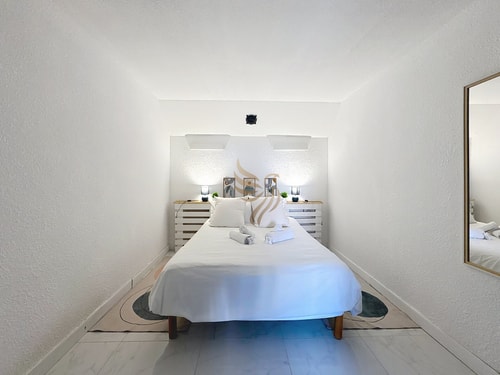 Charming 2-room apt, sleeps 4, garden, WiFi 26 CapitalChic Conciergerie