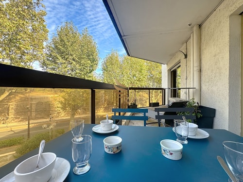 Édenia, AC,balcony swimming pool, Wi-Fi & parking 23 CapitalChic Conciergerie