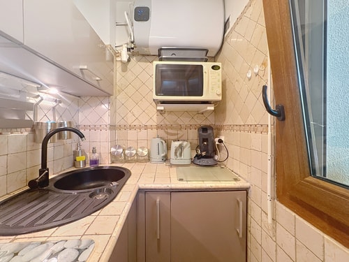 Studio 201–2 people Comfort, terrace-veranda-WiFi 12 CapitalChic Conciergerie
