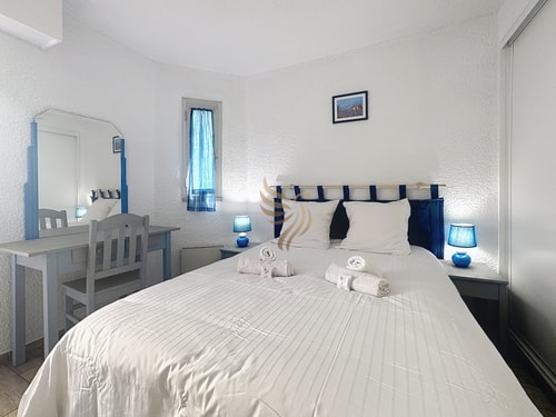 Blue Toscane • T2 + terrasse, garage et Wi-Fi 13 CapitalChic Conciergerie