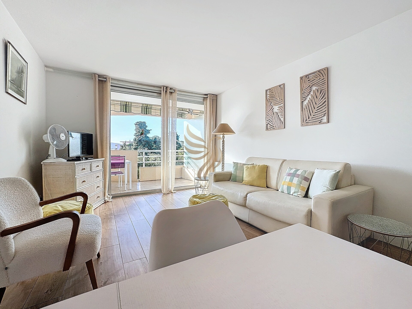 Apt 4 ppl, terrace, pool, A/C CapitalChic Conciergerie