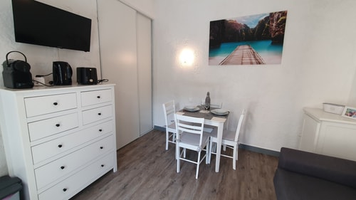 Charming 2-room, terrace, pool, parking, near sea 14 CapitalChic Conciergerie