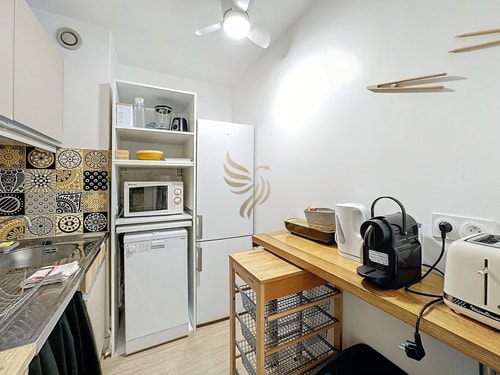 Apt 4 ppl, terrace, pool, A/C 19 CapitalChic Conciergerie