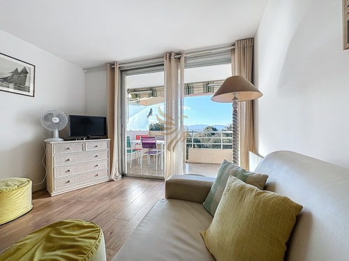 Apt 4 ppl, terrace, pool, A/C 10 CapitalChic Conciergerie