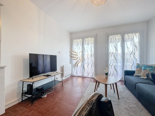 2-room, 4 guests, beach/port 5 min, Wi-Fi, parking 7 CapitalChic Conciergerie