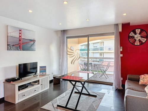 T2 Éclat Carmin, A/C, terrace, pool, tennis 15 CapitalChic Conciergerie