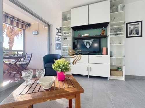 CapRaphéa T2 with seaview,balcony,parking,AC. 14 CapitalChic Conciergerie