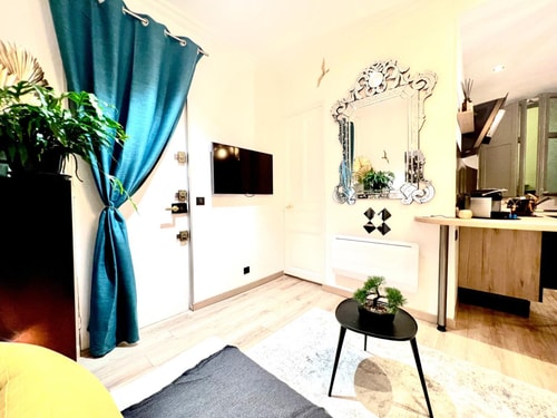 StudioCalifornia-Parking-Plages 15 min walk 10 CapitalChic Conciergerie
