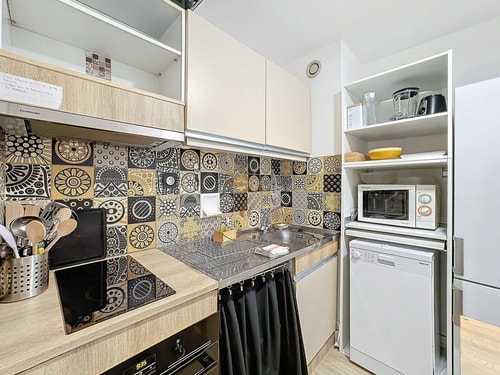 Apt 4 ppl, terrace, pool, A/C 6 CapitalChic Conciergerie