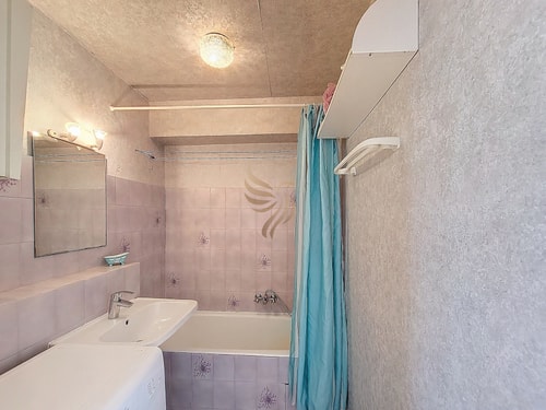 Studio Azur, terrace, parking, 10min from sea 9 CapitalChic Conciergerie