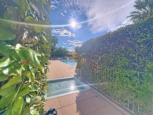 Édenia, AC,balcony swimming pool, Wi-Fi & parking 42 CapitalChic Conciergerie