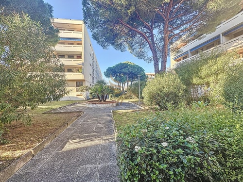 2-room, 4 guests, beach/port 5 min, Wi-Fi, parking 18 CapitalChic Conciergerie