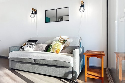 CapRaphéa T2 with seaview,balcony,parking,AC,WIFI. 2 CapitalChic Conciergerie