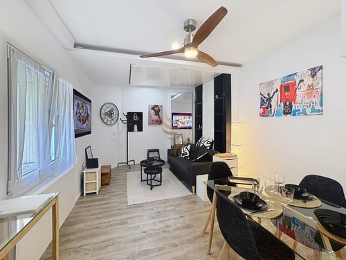 Chic Studio – Parking & Beaches 15min Walk 27 CapitalChic Conciergerie