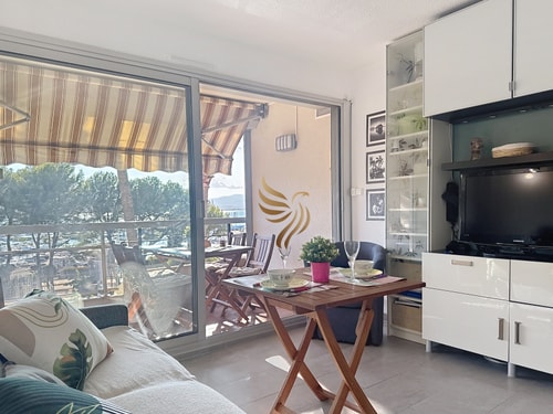 CapRaphéa T2 with seaview,balcony,parking,AC. 13 CapitalChic Conciergerie