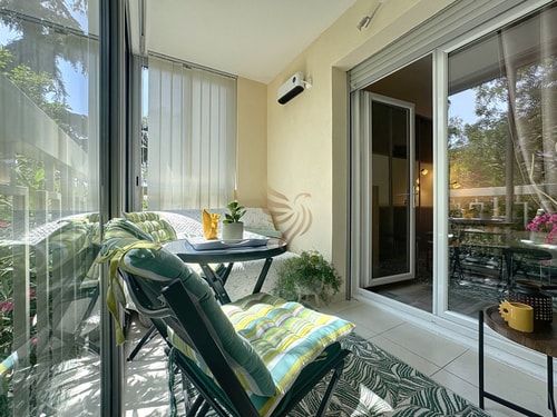 Studio 201–2 people Comfort, terrace-veranda-WiFi 18 CapitalChic Conciergerie