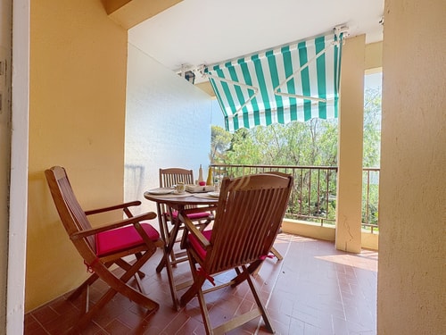 Mimosas Getaway • 2-room apartment + terrace, park 9 CapitalChic Conciergerie