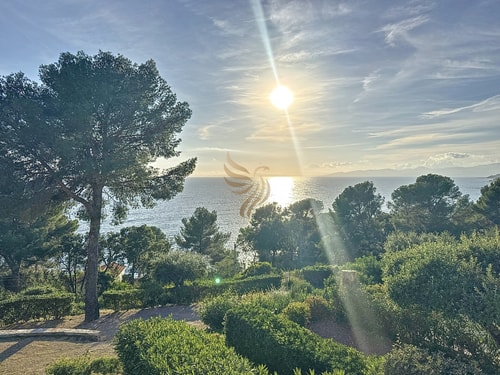 Panoramic Levant view–4 ppl–Sea–Pool–Tennis 10 CapitalChic Conciergerie