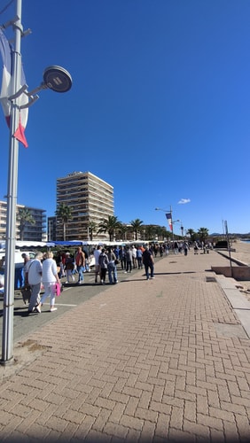 2-room, 4 guests, beach/port 5 min, Wi-Fi, parking 19 CapitalChic Conciergerie