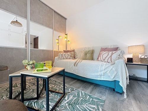 Studio 201–2 people Comfort, terrace-veranda-WiFi 1 CapitalChic Conciergerie