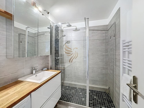 Apt 4 ppl, terrace, pool, A/C 12 CapitalChic Conciergerie