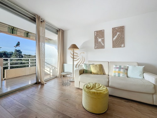 Apt 4 ppl, terrace, pool, A/C 20 CapitalChic Conciergerie