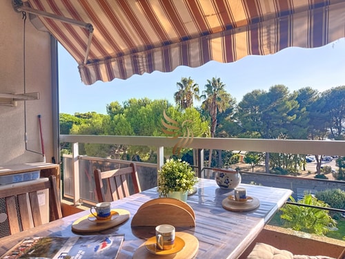 CapRaphéa T2 with seaview,balcony,parking,AC. 10 CapitalChic Conciergerie