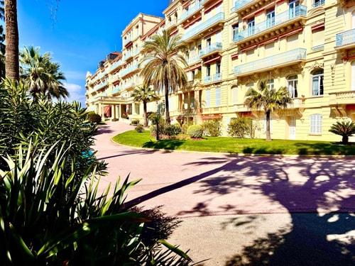 StudioCalifornia-Parking-Plages 15 min walk 6 CapitalChic Conciergerie