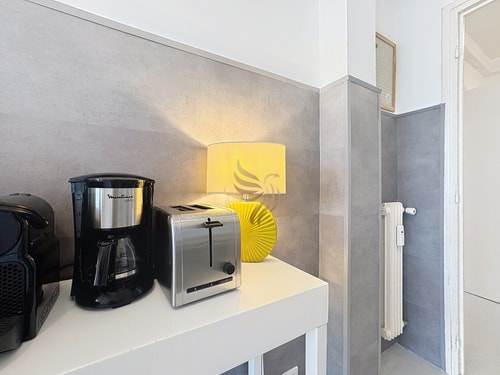 Mimosas Getaway • 2-room apartment + terrace, park 26 CapitalChic Conciergerie